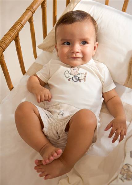 COMPL. PANTALONCINO E MAGLIETTA