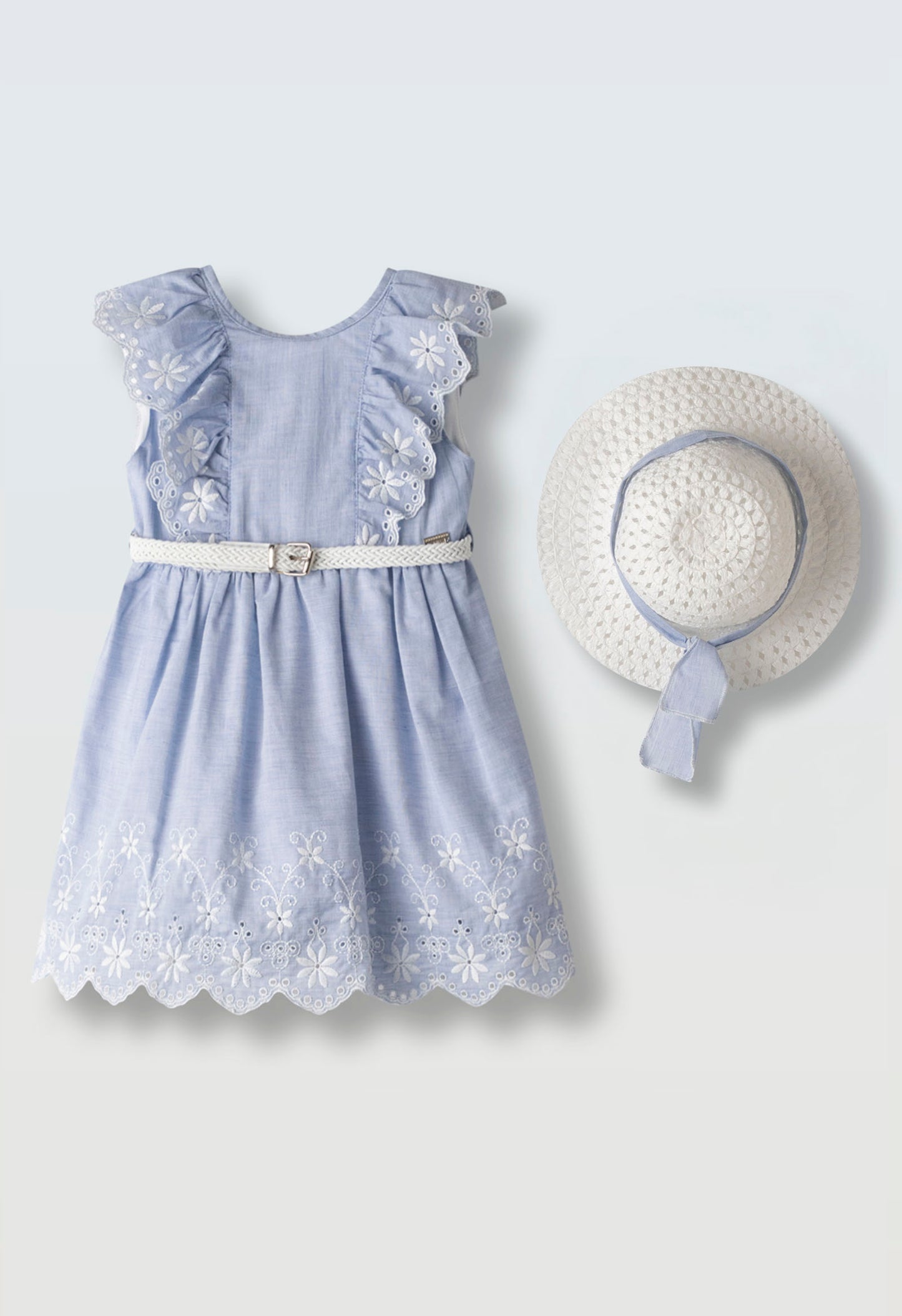 Vestito Con Cintura E Cappello